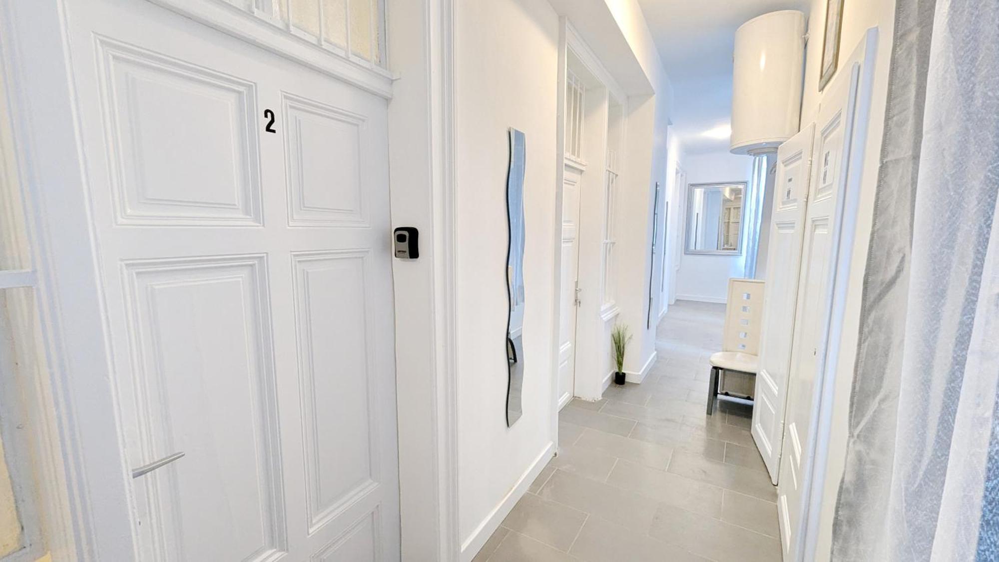 Privatunterkunft Cozy In Lugner City Area *