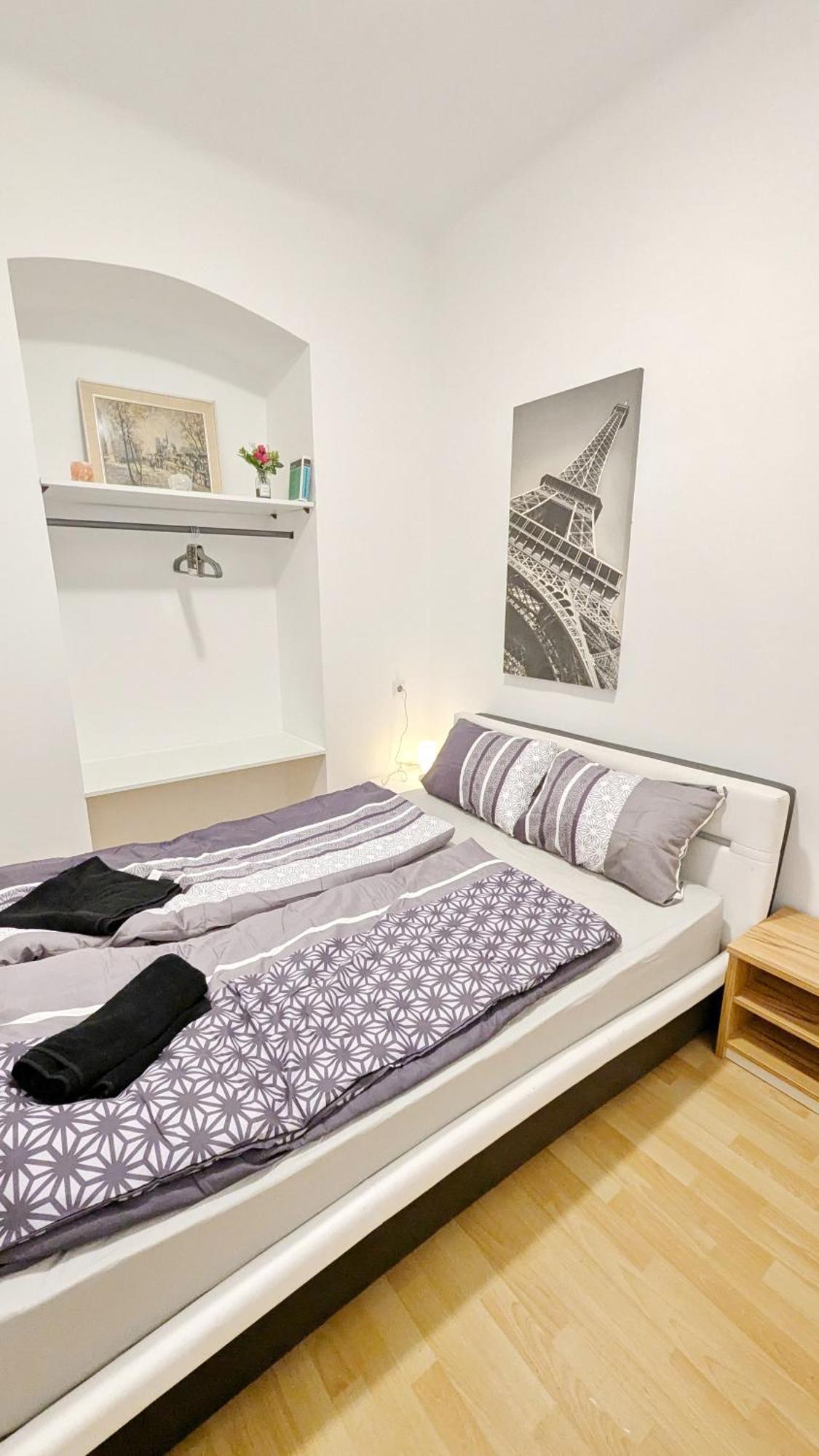 Cozy In Lugner City Area Privatunterkunft Wien
